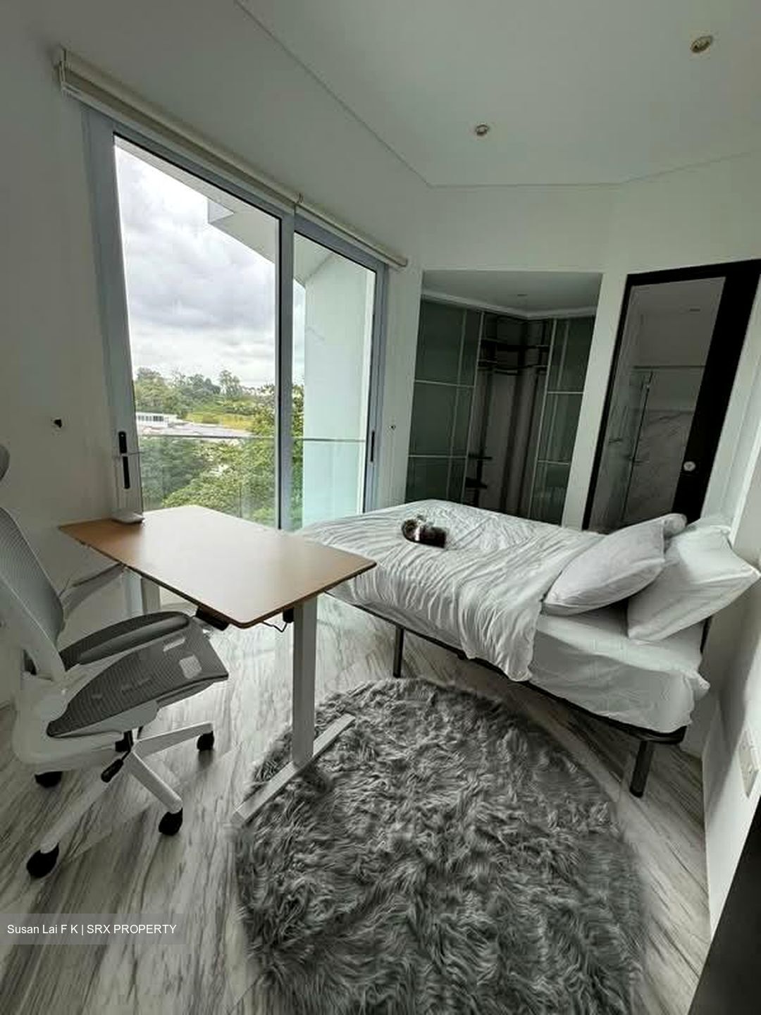 Fifty-Two Stevens (D10), Apartment #560345011